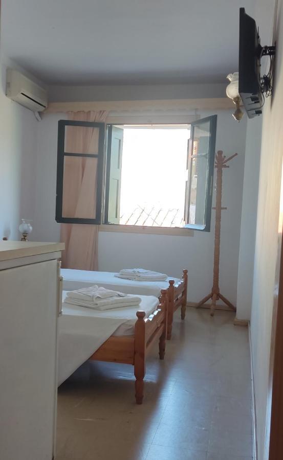 Hotel Ilion เปตรา ภายนอก รูปภาพ